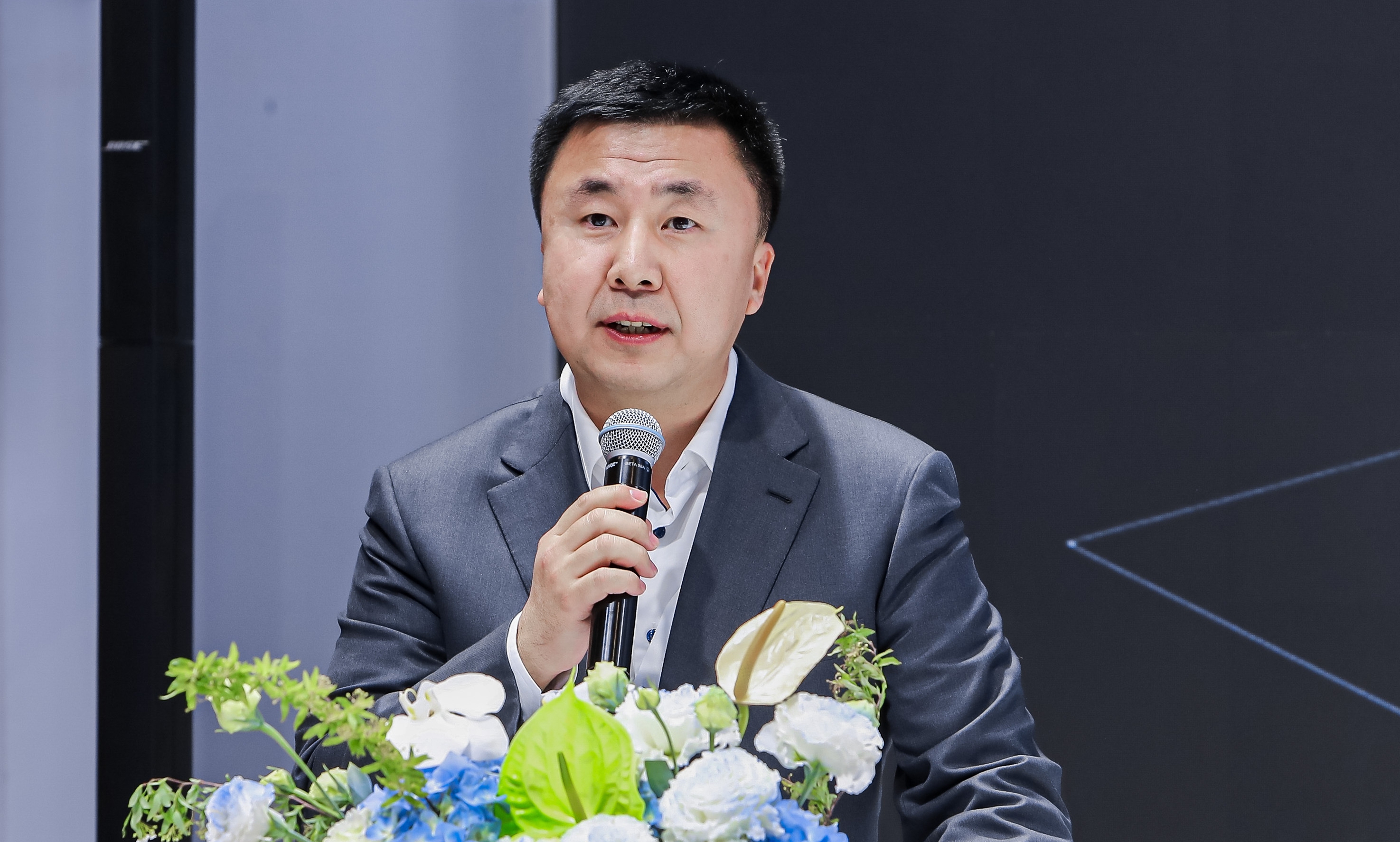 新华网转载官网1.jpg